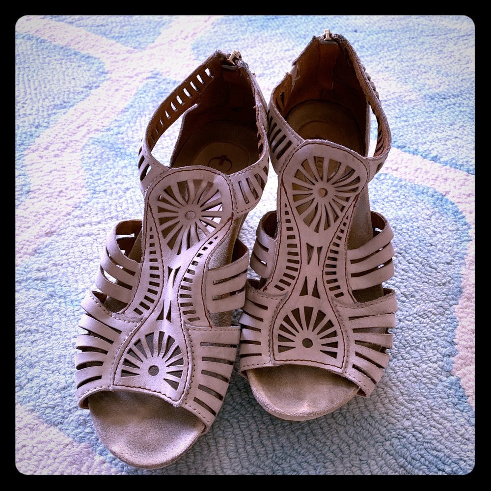 Earthies Carmona Arch Support Wedge Sandals